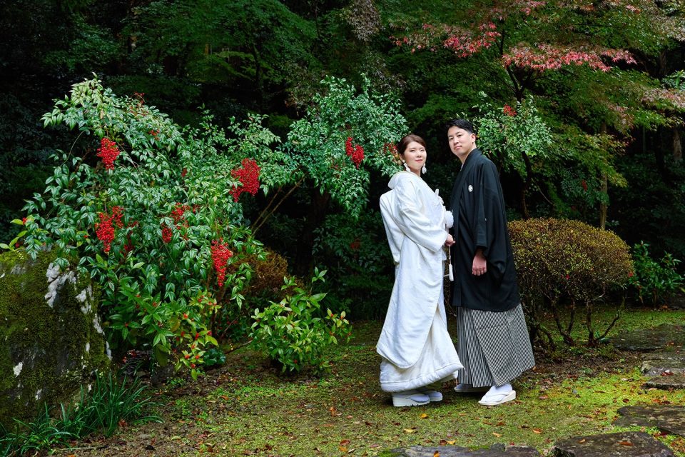 徳島でフォトウェディングお寺で日本庭園と