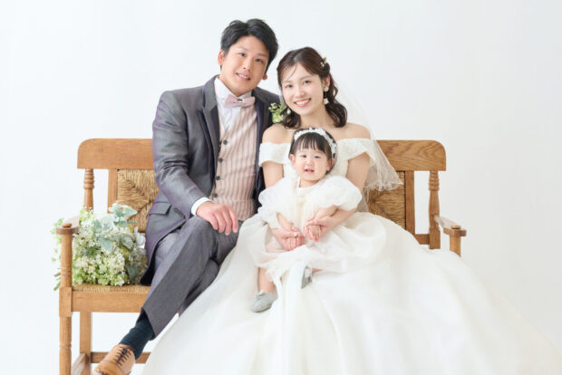 タキシード ウエディングドレス スタジオ撮影 家族写真